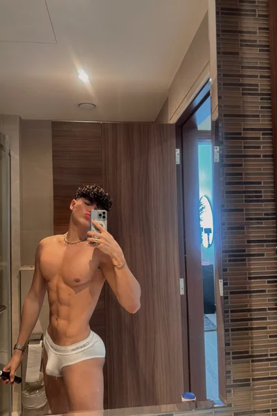 Ken (24 years) — Ciudad de México, México - 26
