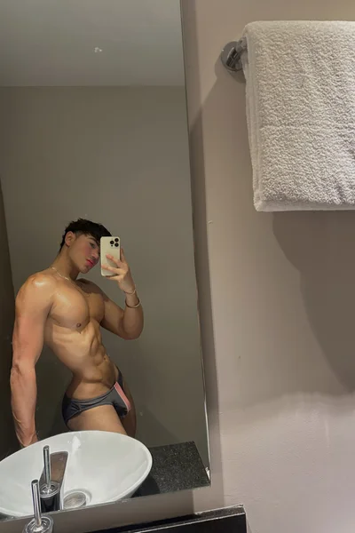 Ken (24 years) — Ciudad de México, México - 1