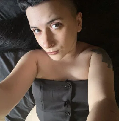 Dolores Roman (29 años) — Montserrat, Argentina - 54