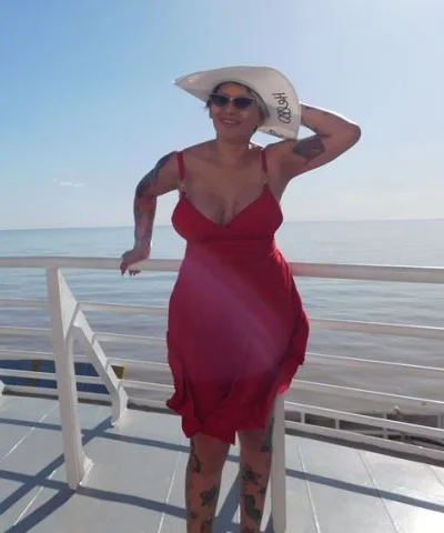 Dra. Perla Lopez (40 años) — Belgrano, Argentina - 121