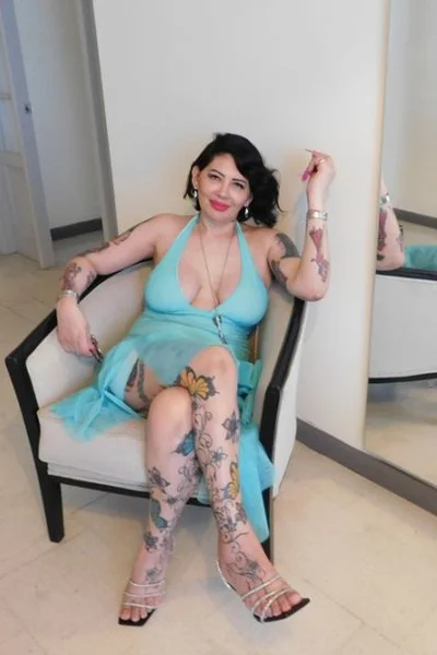 Dra. Perla Lopez (40 años) — Belgrano, Argentina - 111