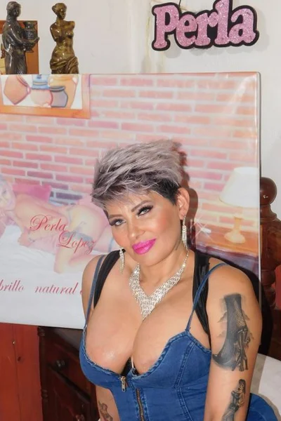Dra. Perla Lopez (40 años) — Belgrano, Argentina - 147