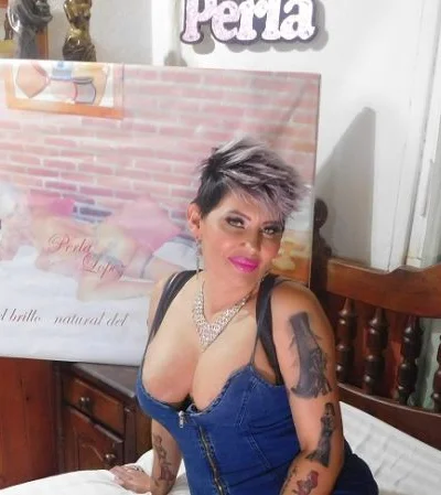 Dra. Perla Lopez (40 años) — Belgrano, Argentina - 149