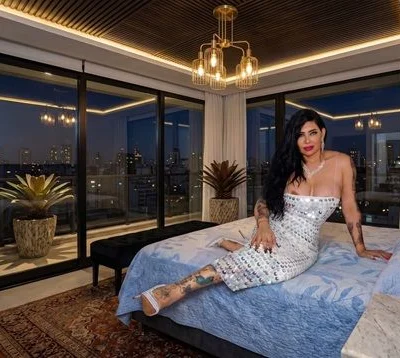 Dra. Perla Lopez (40 años) — Belgrano, Argentina - 23