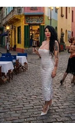 Dra. Perla Lopez (40 años) — Belgrano, Argentina - 21