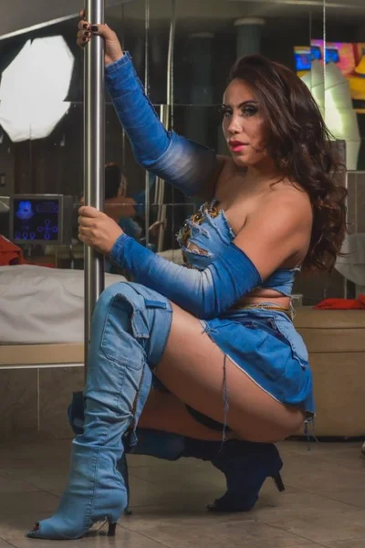 Zahira Narela (29 years) — Microcentro, Argentina - 105