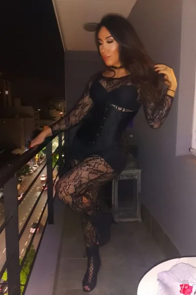 Zahira Narela (29 years) — Microcentro, Argentina - 32