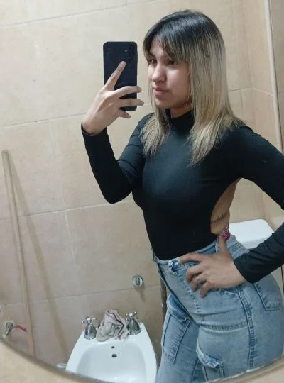 Mara (23 años) — Rosario, Argentina - 17