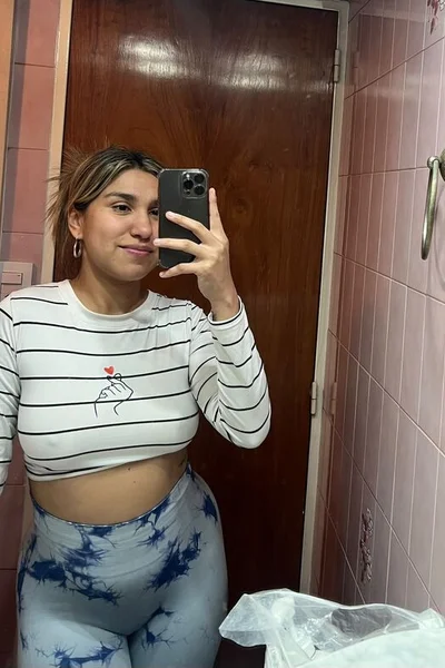 Mara (23 anos) — Rosario, Argentina - 5