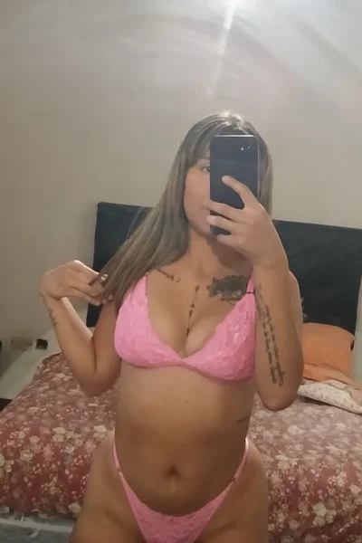Mara (23 años) — Rosario, Argentina - 1