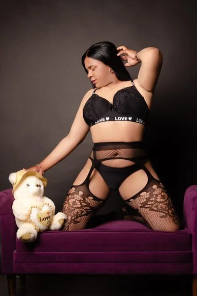 Susan (25 años) — Centro, Uruguay - 5