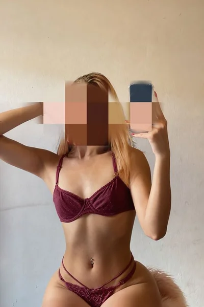 Zafira (22 años) — Capital, Argentina - 7