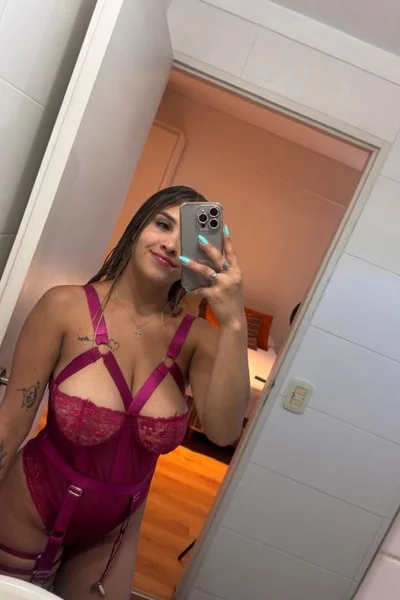Zoe (22 years) — Montserrat, Argentina - 30