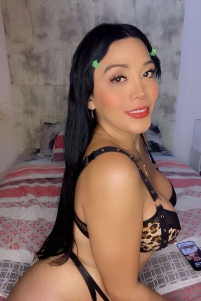 Amelia Velvet (24 anos) — Capital, Argentina - 111