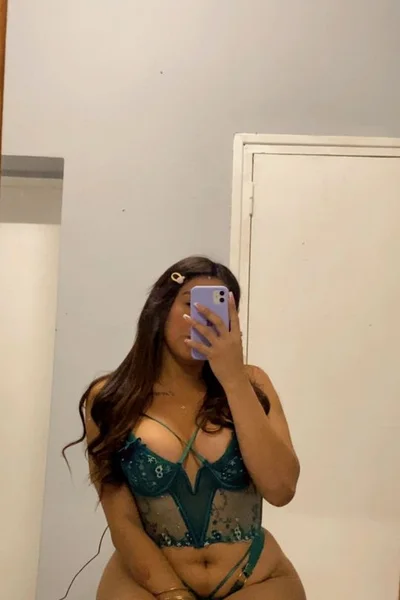 Amelia Velvet (24 anos) — Capital, Argentina - 78