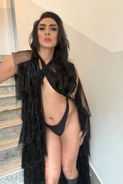 Shaina (30 años) — Tribunales, Argentina - 423