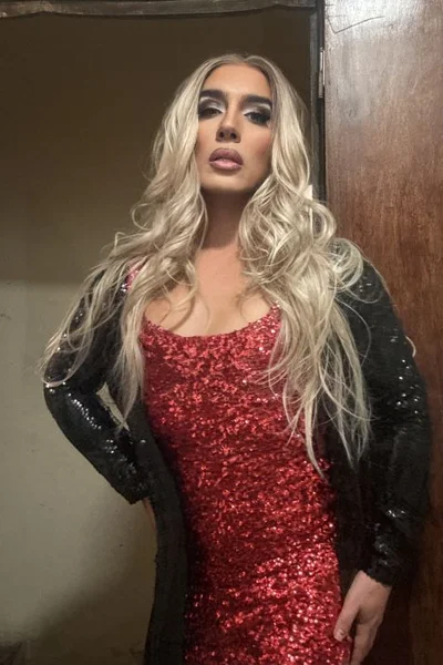 Shaina (30 años) — Tribunales, Argentina - 365