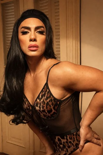 Shaina (30 años) — Tribunales, Argentina - 427