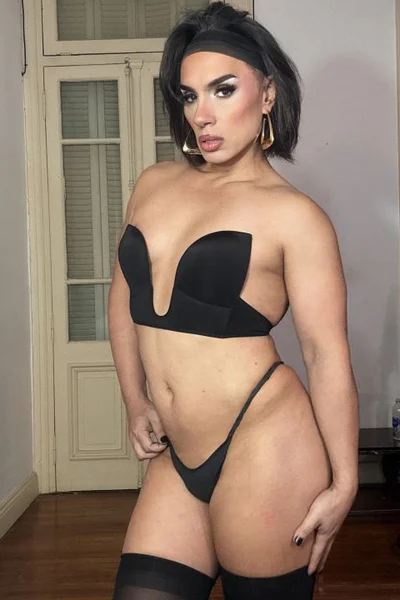 Shaina (30 años) — Tribunales, Argentina - 436