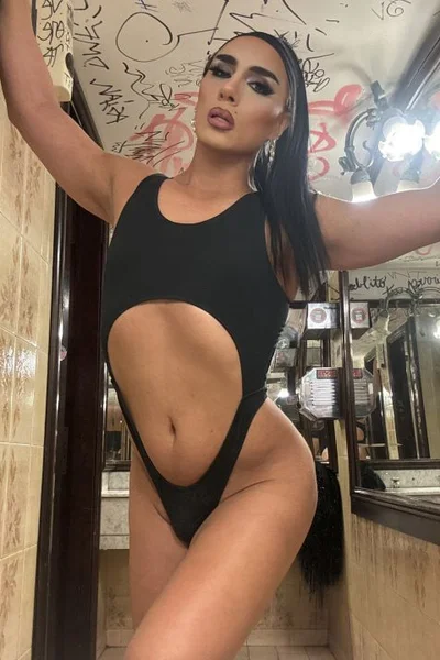 Shaina (30 años) — Tribunales, Argentina - 291