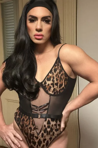 Shaina (30 años) — Tribunales, Argentina - 417