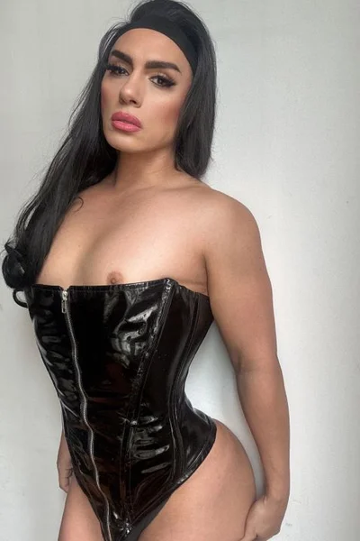Shaina (30 años) — Tribunales, Argentina - 426