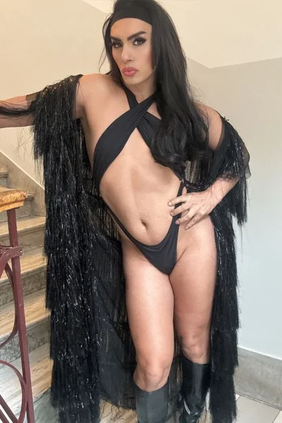 Shaina (30 años) — Tribunales, Argentina - 424