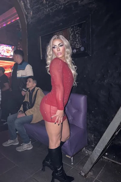 Shaina (30 años) — Tribunales, Argentina - 382