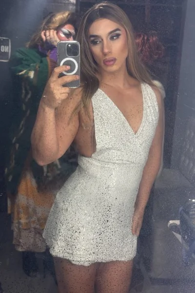 Shaina (30 años) — Tribunales, Argentina - 340