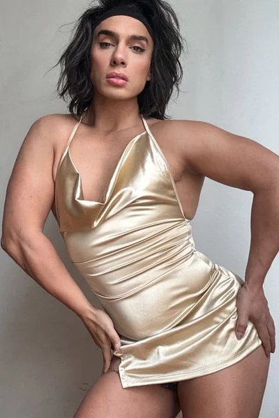 Shaina (30 años) — Tribunales, Argentina - 302