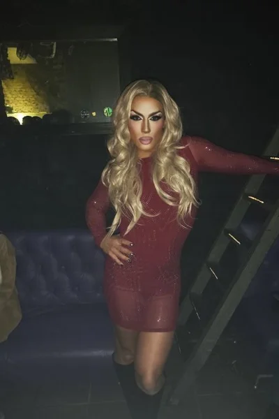 Shaina (30 años) — Tribunales, Argentina - 383