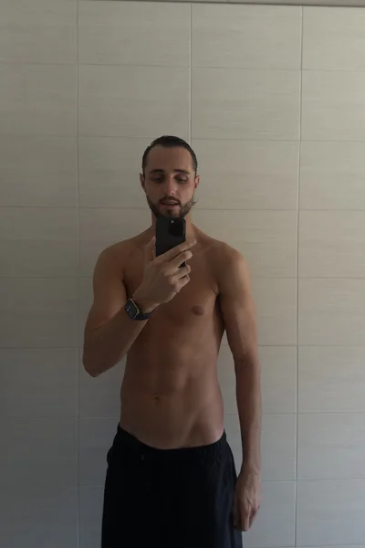 Héctor (26 años) — Madrid, España - 3