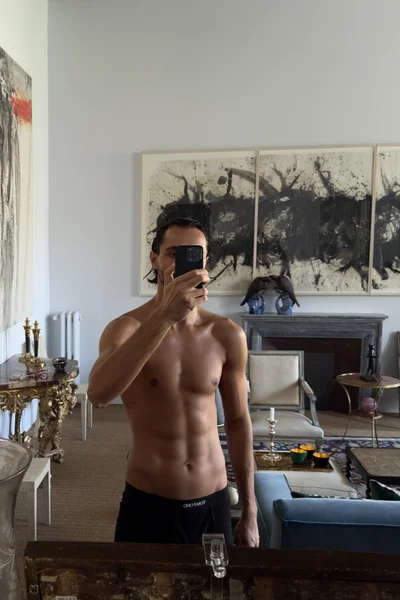 Héctor (26 años) — Madrid, España - 1