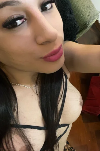 Venus Gabriela (26 años) — Recoleta, Argentina - 1