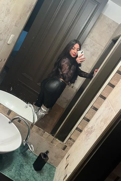 Venus Gabriela (26 años) — Recoleta, Argentina - 13