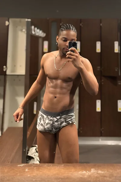 Breno (26 años) — Bahia / Salvador