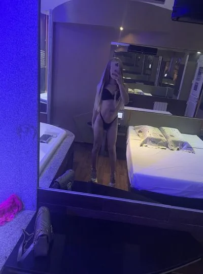 Brisa Sur (20 years) — Quilmes, Argentina - 127
