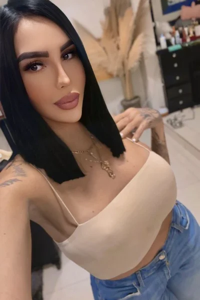 Celeste (30 años) — Mexicali, México - 131