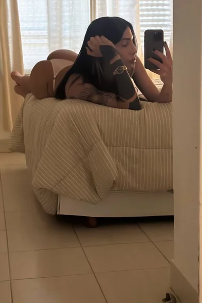 Nacha Rivero (41 anos) — Palermo, Argentina - 117