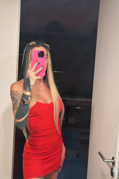 Nacha Rivero (41 anos) — Palermo, Argentina - 91