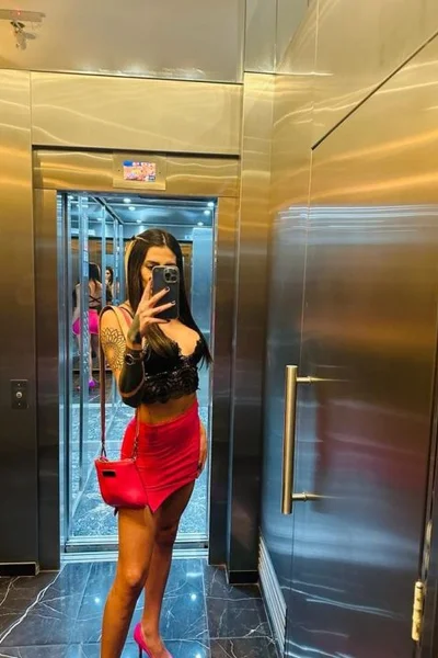 Nacha Rivero (41 anos) — Palermo, Argentina - 151