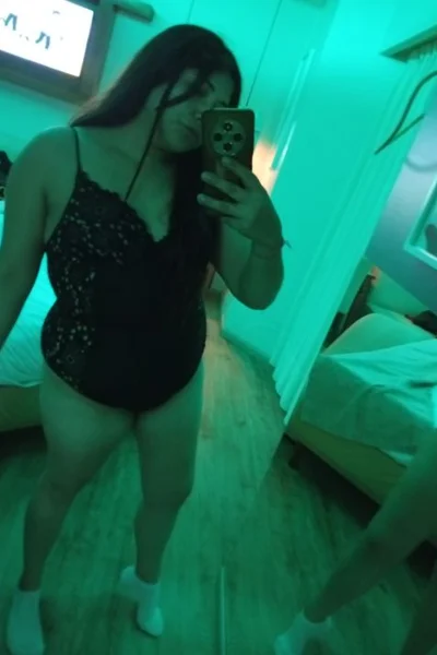 Ayelen (26 years) — Esteban Echeverría, Argentina - 1