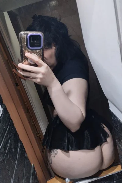 Luli (25 years) — Confluencia, Argentina - 1