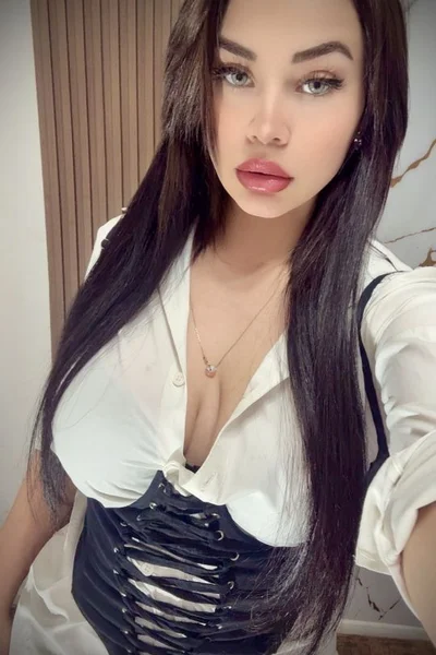 Iara (26 años) — La Matanza, Argentina - 1