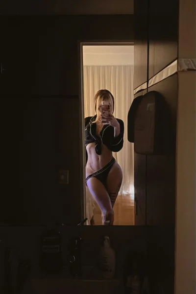 Florencia Kardashian - 157