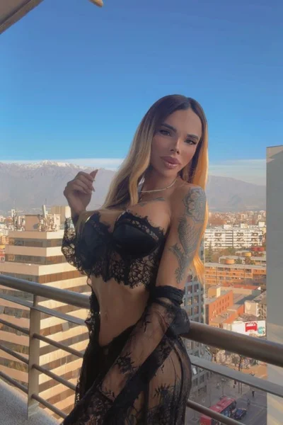 Florencia Kardashian (30 anos) — Palermo, Argentina - 292