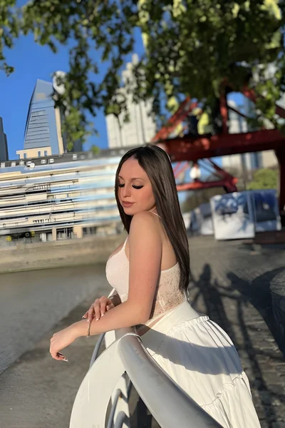 Salma (29 years) — Las Condes, Chile - 7
