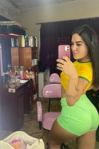 Shirley (21 años) — Palermo, Argentina - 128