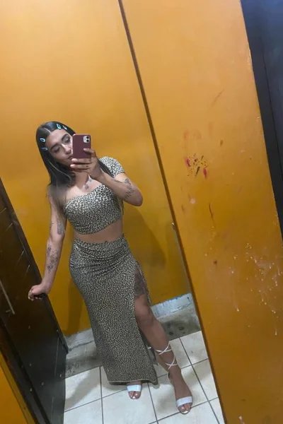 Shirley (21 años) — Palermo, Argentina - 136