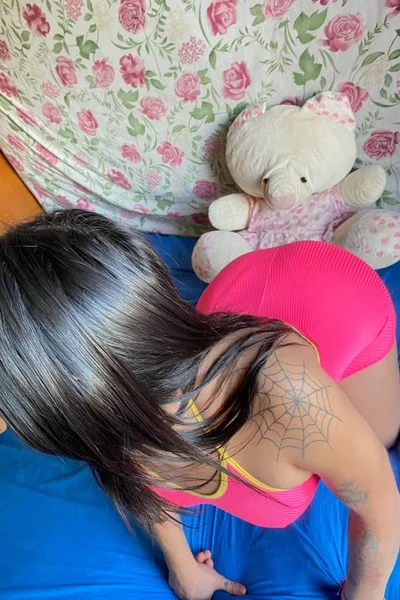 Shirley (21 años) — Palermo, Argentina - 99
